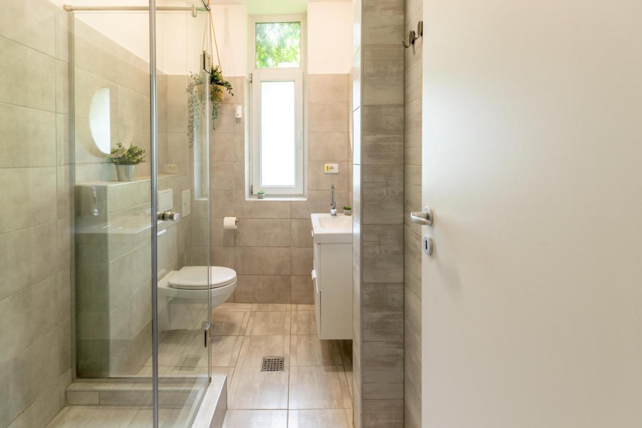 Ideal Stay: Spacious 2Br Apt Near Calea Victoriei Bucarest Esterno foto