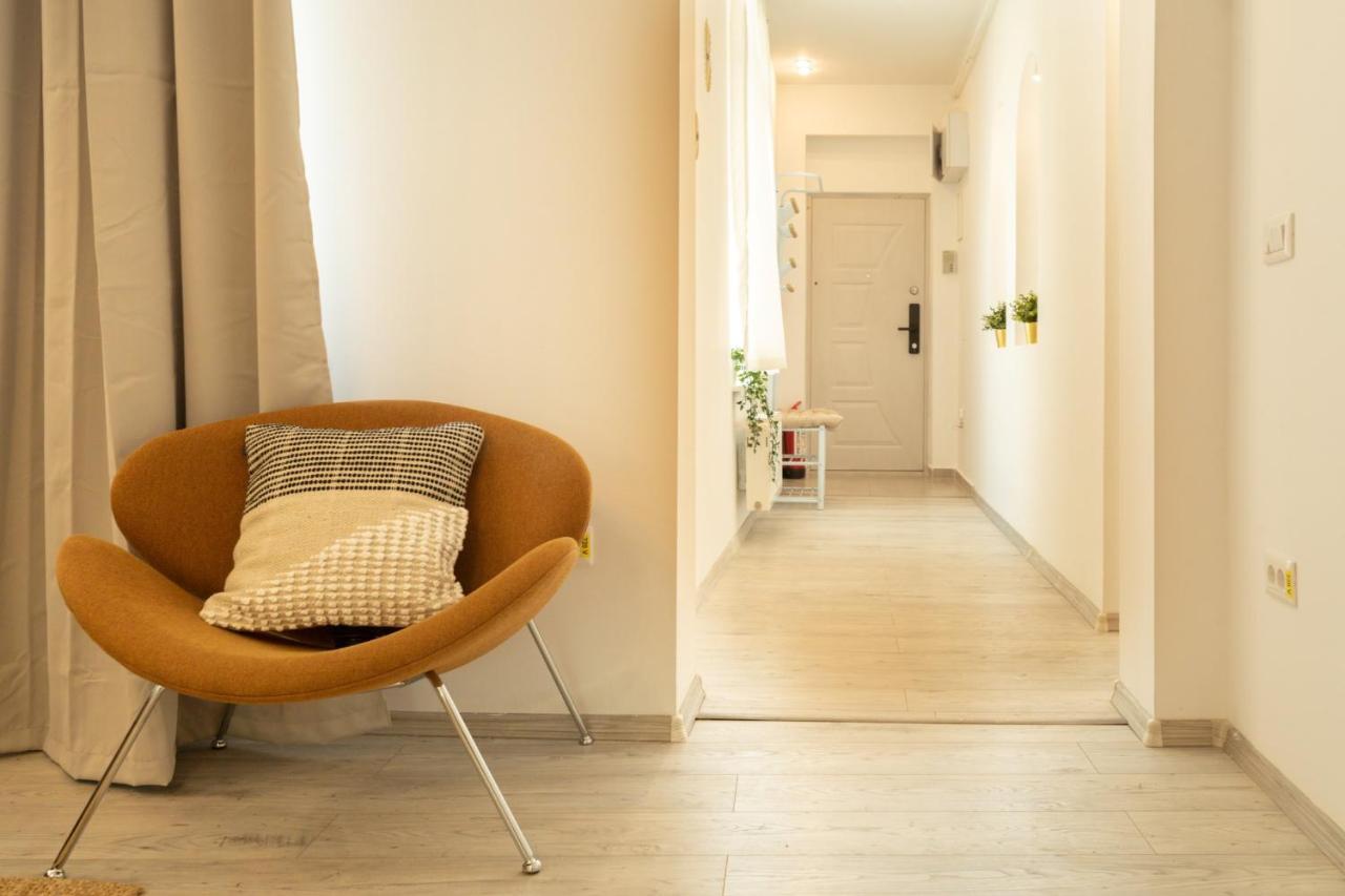 Ideal Stay: Spacious 2Br Apt Near Calea Victoriei Bucarest Esterno foto