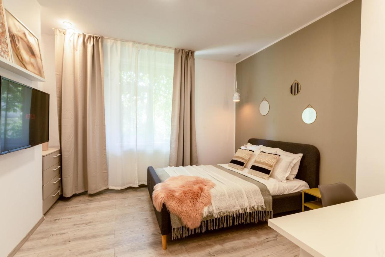 Ideal Stay: Spacious 2Br Apt Near Calea Victoriei Bucarest Esterno foto